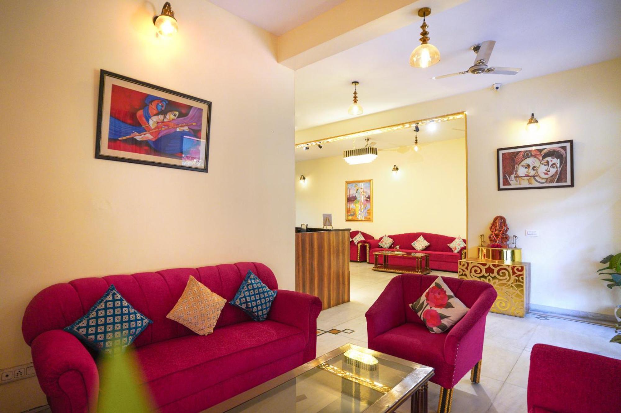 Hotel Neeraj Bhawan- Triveni Ghat Ришикеш Экстерьер фото