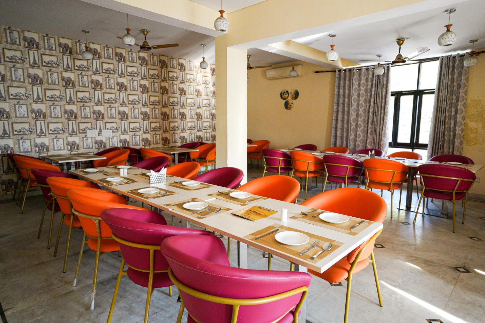 Hotel Neeraj Bhawan- Triveni Ghat Ришикеш Экстерьер фото